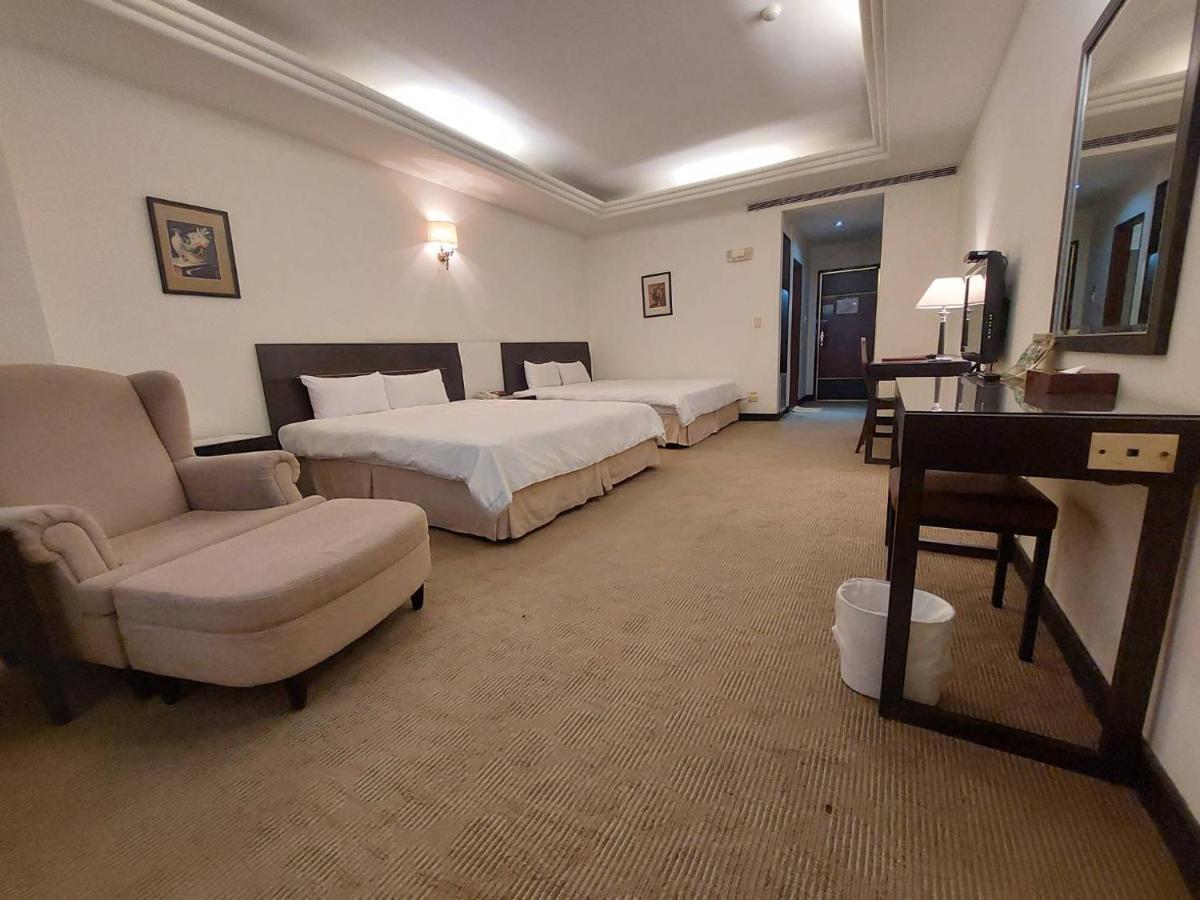 Herkang Hotel Тайчжун Экстерьер фото
