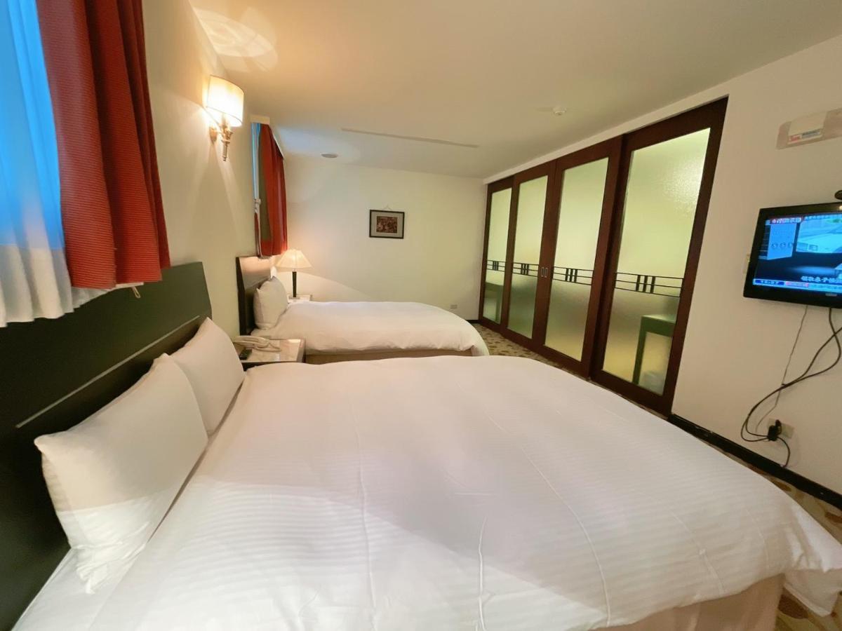 Herkang Hotel Тайчжун Экстерьер фото