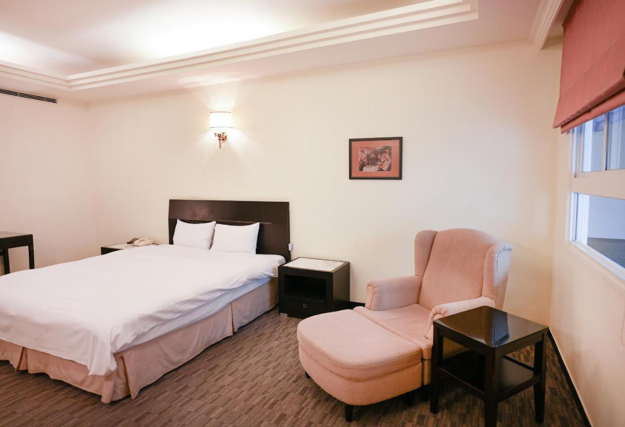 Herkang Hotel Тайчжун Экстерьер фото