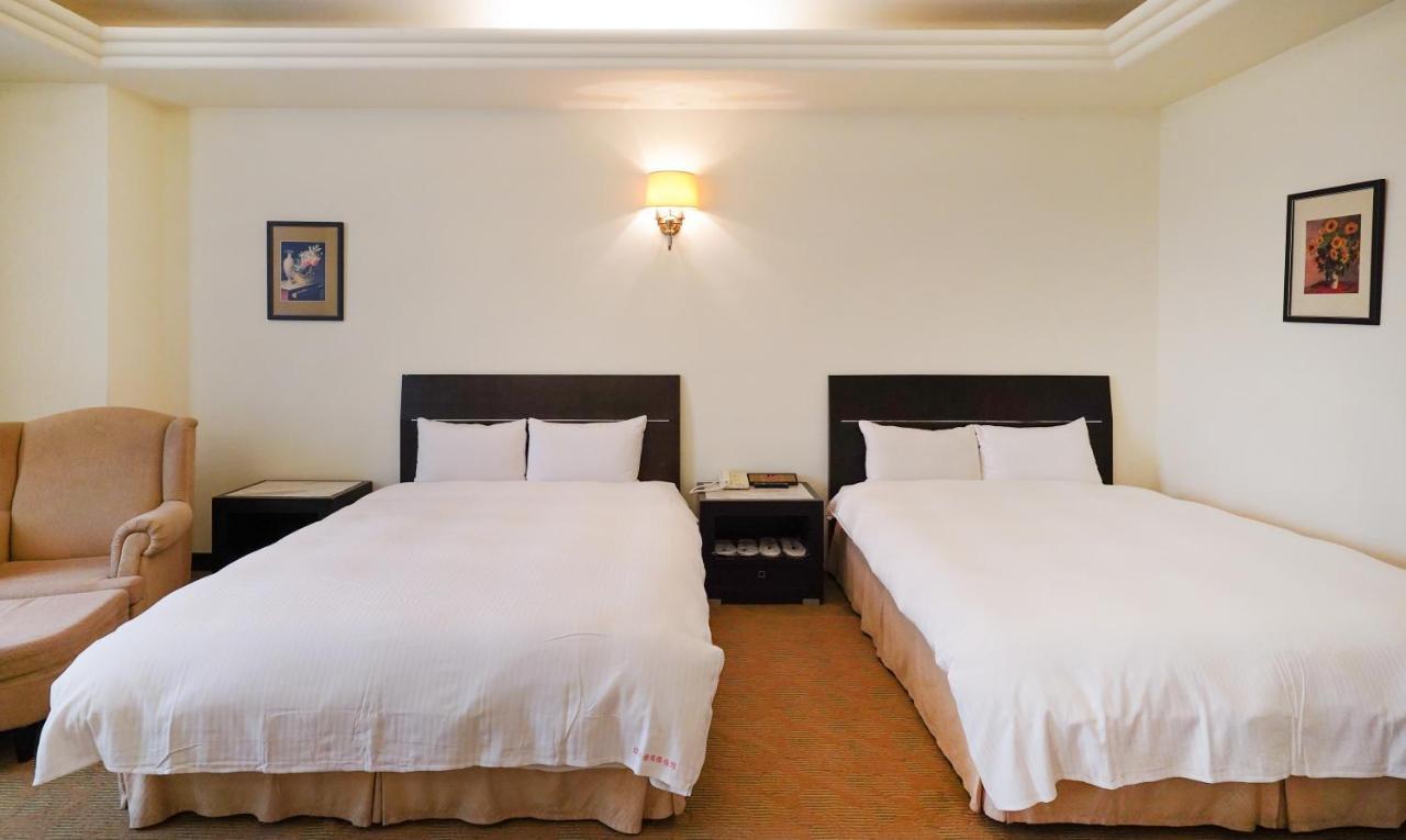 Herkang Hotel Тайчжун Экстерьер фото