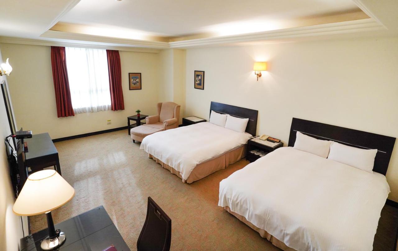Herkang Hotel Тайчжун Экстерьер фото