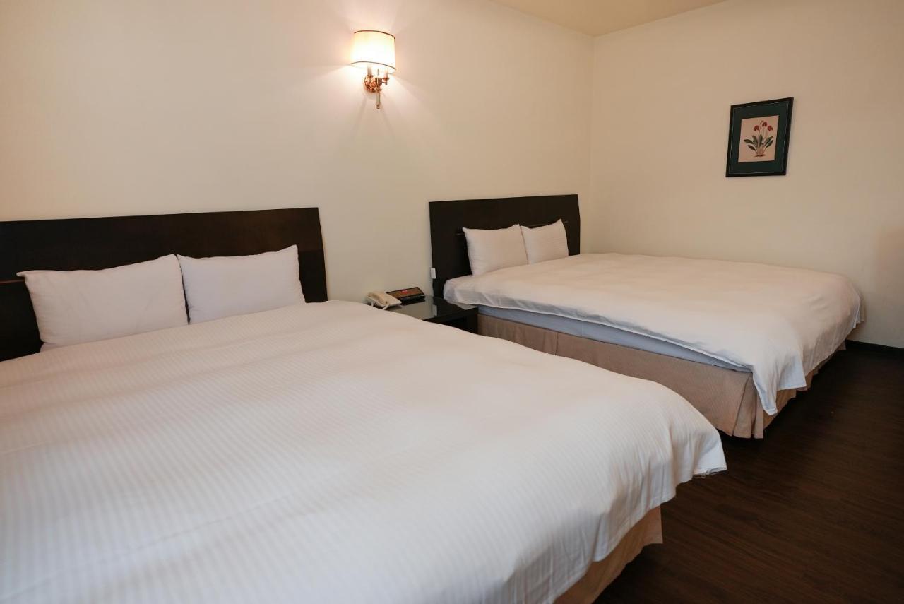 Herkang Hotel Тайчжун Экстерьер фото