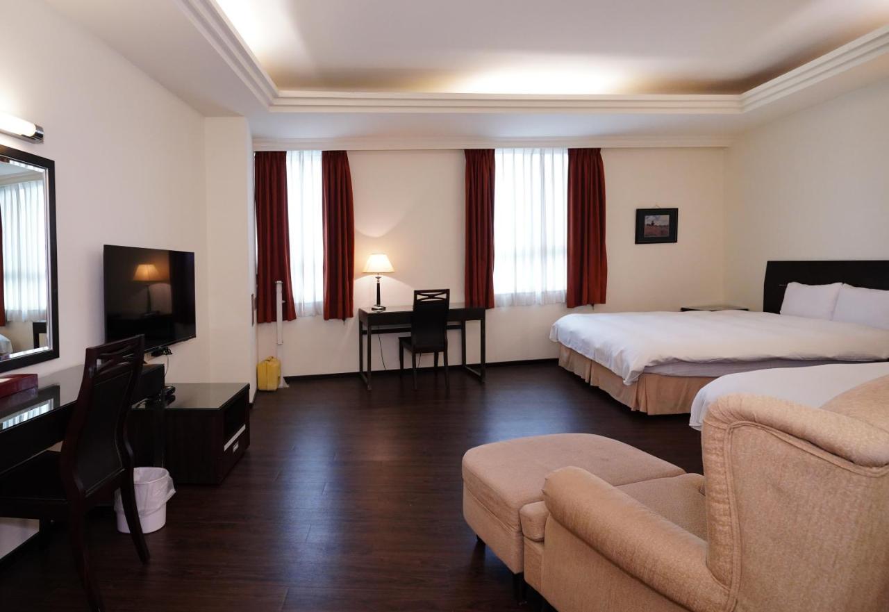 Herkang Hotel Тайчжун Экстерьер фото