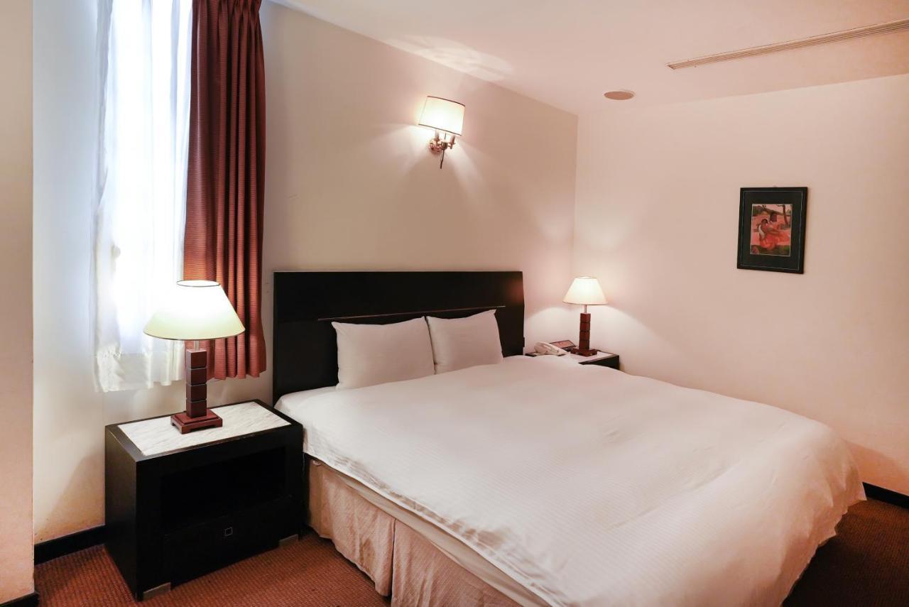 Herkang Hotel Тайчжун Экстерьер фото
