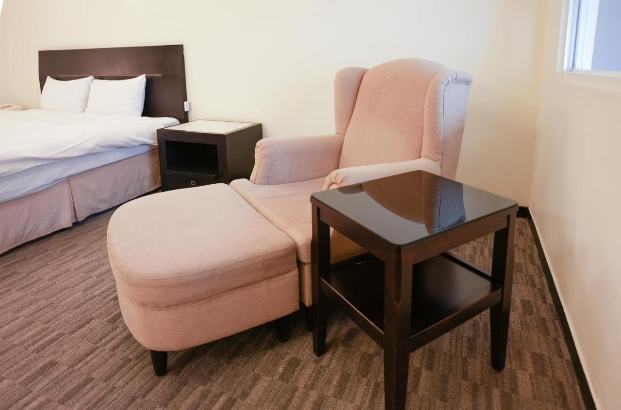 Herkang Hotel Тайчжун Экстерьер фото