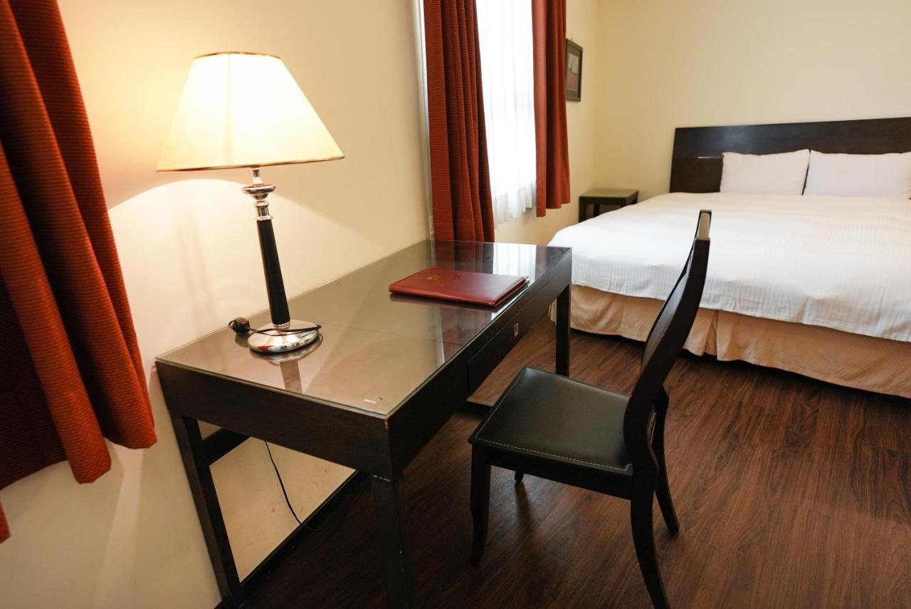 Herkang Hotel Тайчжун Экстерьер фото