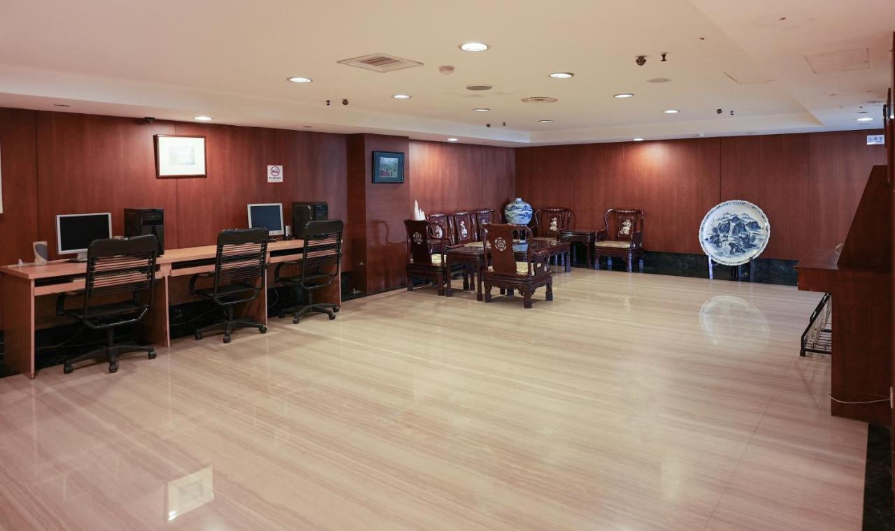 Herkang Hotel Тайчжун Экстерьер фото
